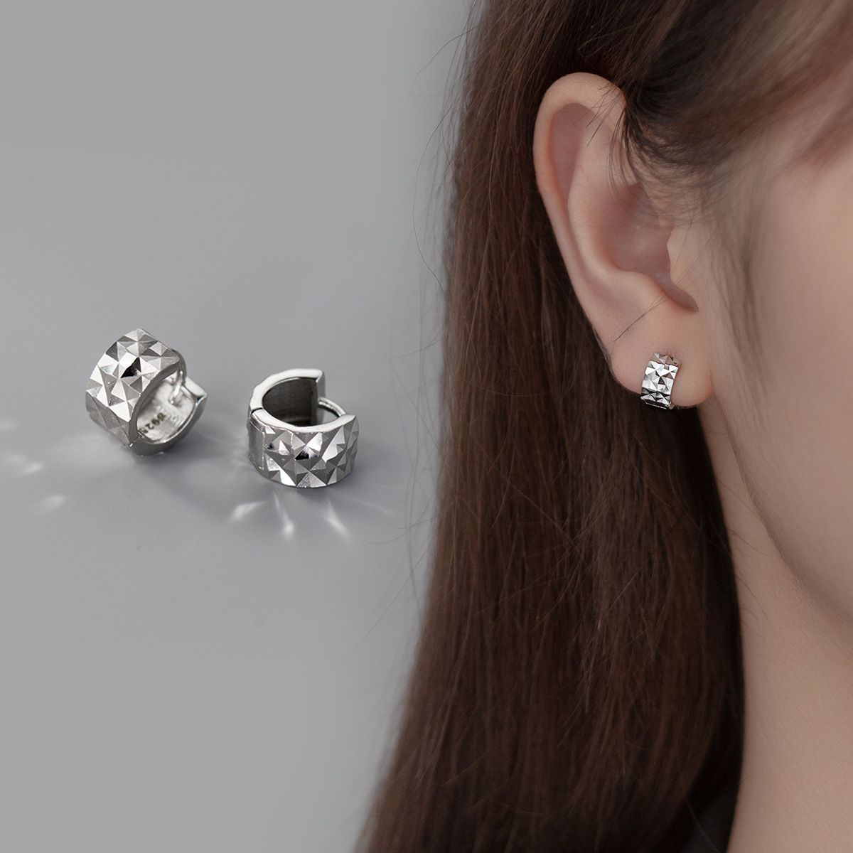 Silver Glossy Simple Wide-faced Ear Clip