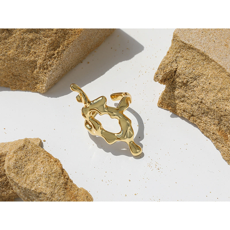 Entry Lux High-grade New Exaggerated And Personalized Hollow Design Ring
