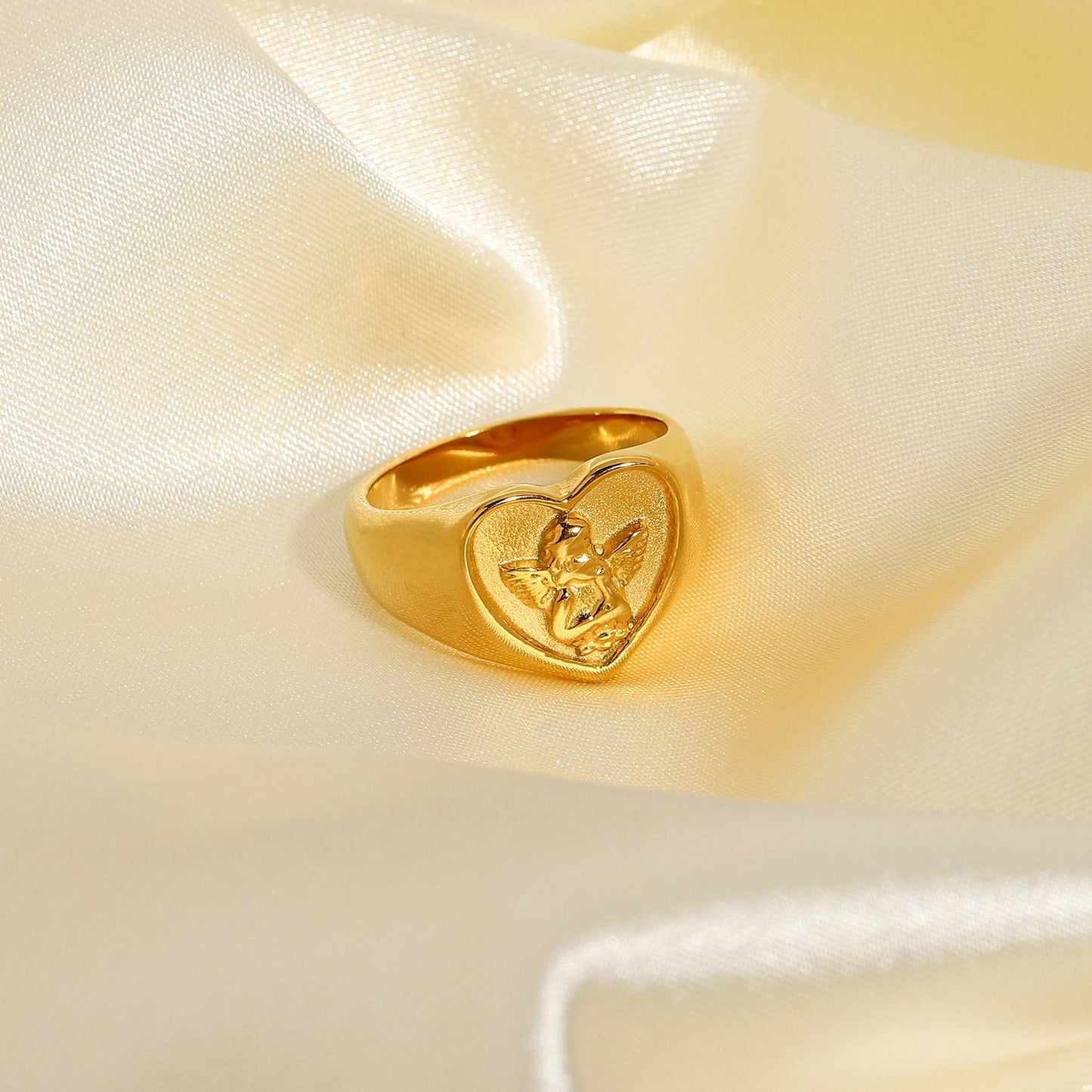 INS Wind Exquisite Round Angel Ring Waterproof Jewelry