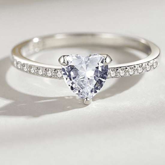 S925 Sterling Silver Ring Love 1 Karat Simulation Diamond Jewelry