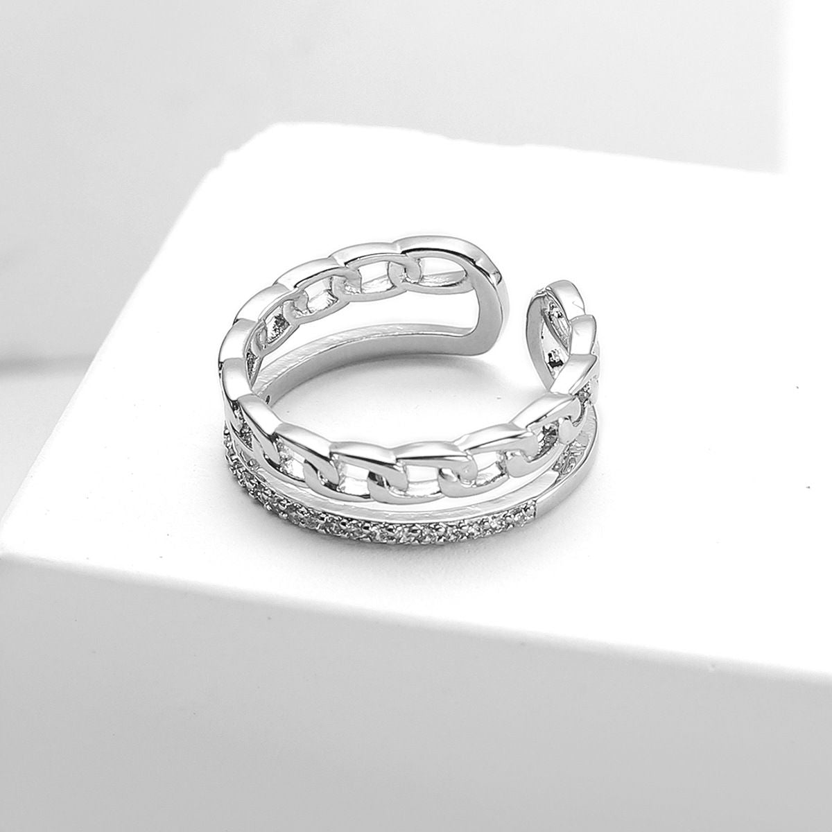 Simple Retro Knuckle Water Drop Geometry Diamond Ring