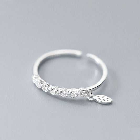 Ladies Fashion Simple Temperament Diamond Ring