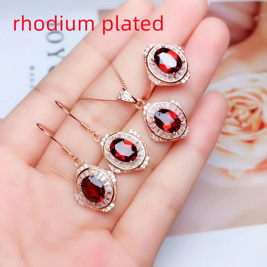 Ladies Natural Garnet Stud Earrings Set