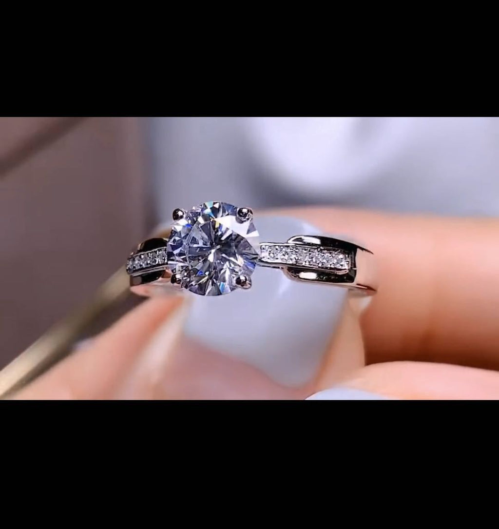 One Carat Moissanite Ring 925 Silver Platinum Plated Simple Style