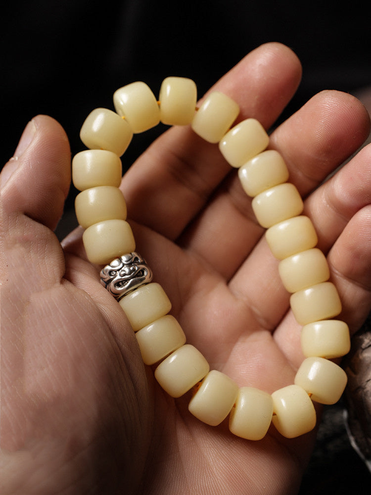 Camel Bone Bracelet With Soft Bodhi Seeds