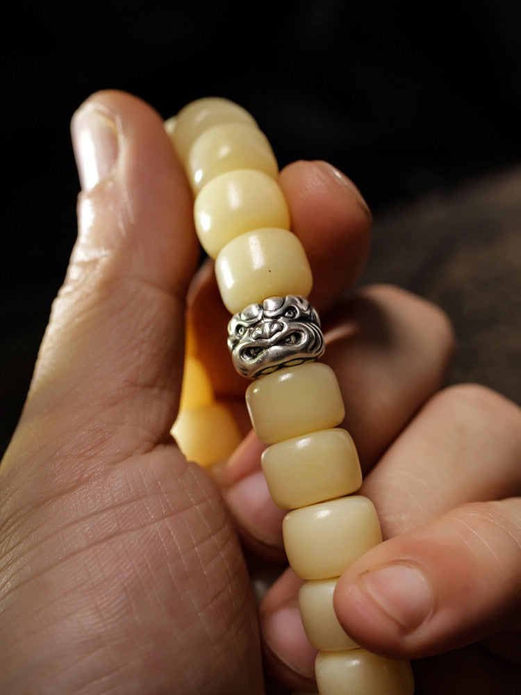 Camel Bone Bracelet With Soft Bodhi Seeds