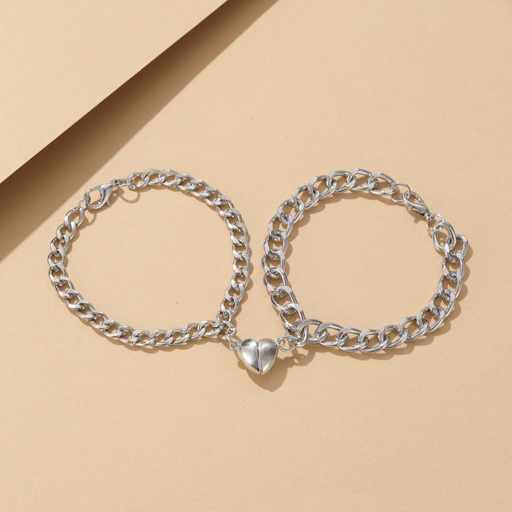 European And American New Personalized Magnet Heart-shaped Bracelet Retro Hip Hop Style Peach Heart Round Couple Bracelet For Men And Women