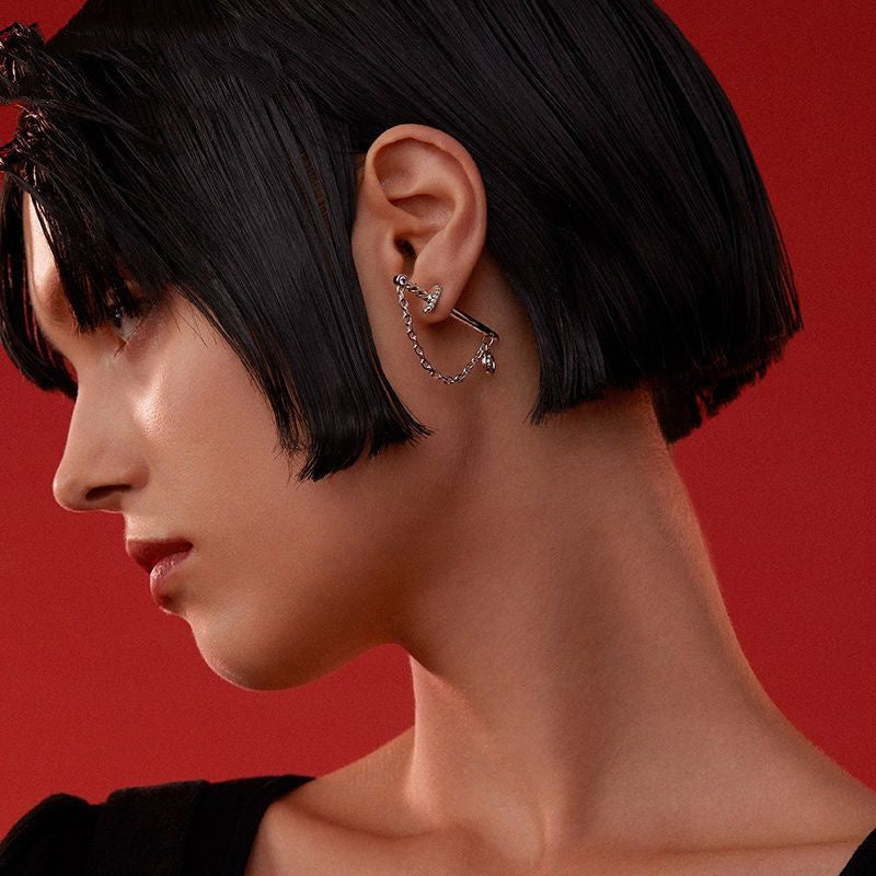 Designer Mulan Creative Chain Stud Earrings